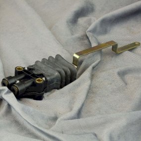 Zawór poziomujący kabiny