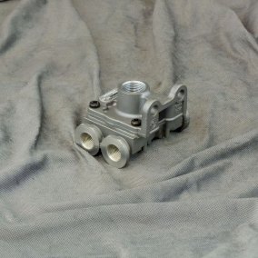 Zawór przyspieszający odhamowanie