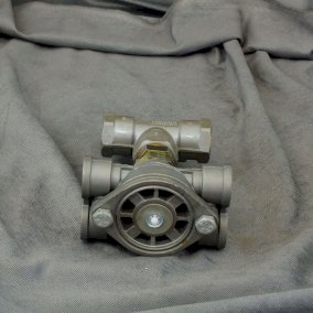 350 036 111 Zawór dwudrożny.