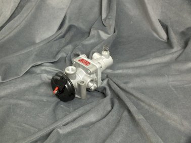 Zawór sterujący przyczepy