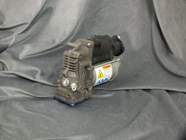 AMK A2831 Jaguar XJ X351