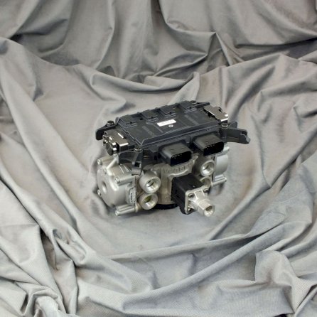 Modulator hamulców osi