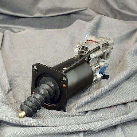 Mechanizm wspomagania sprzęgła