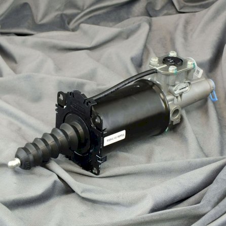 Mechanizm wspomagania sprzęgła