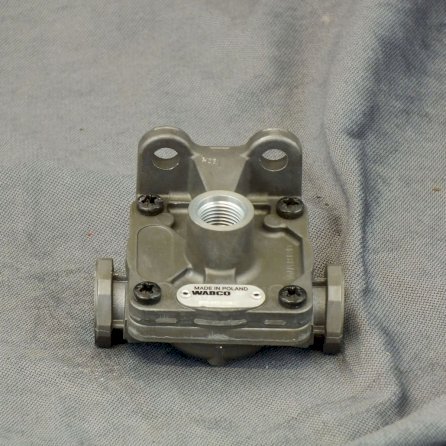 Zawór przyspieszający odhamowanie