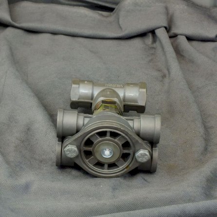 350 036 111 Zawór dwudrożny.