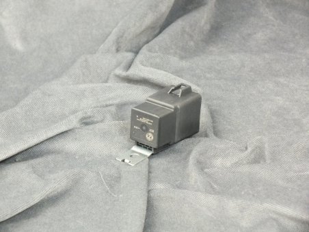 Przekaźnik Wabco 415 403 530 2